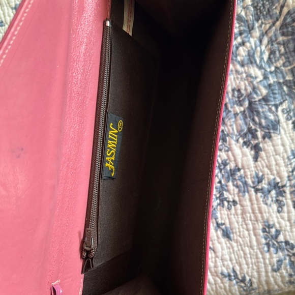 Vintage Mod Pink Goat Leather Clutch - Picture 8 of 16